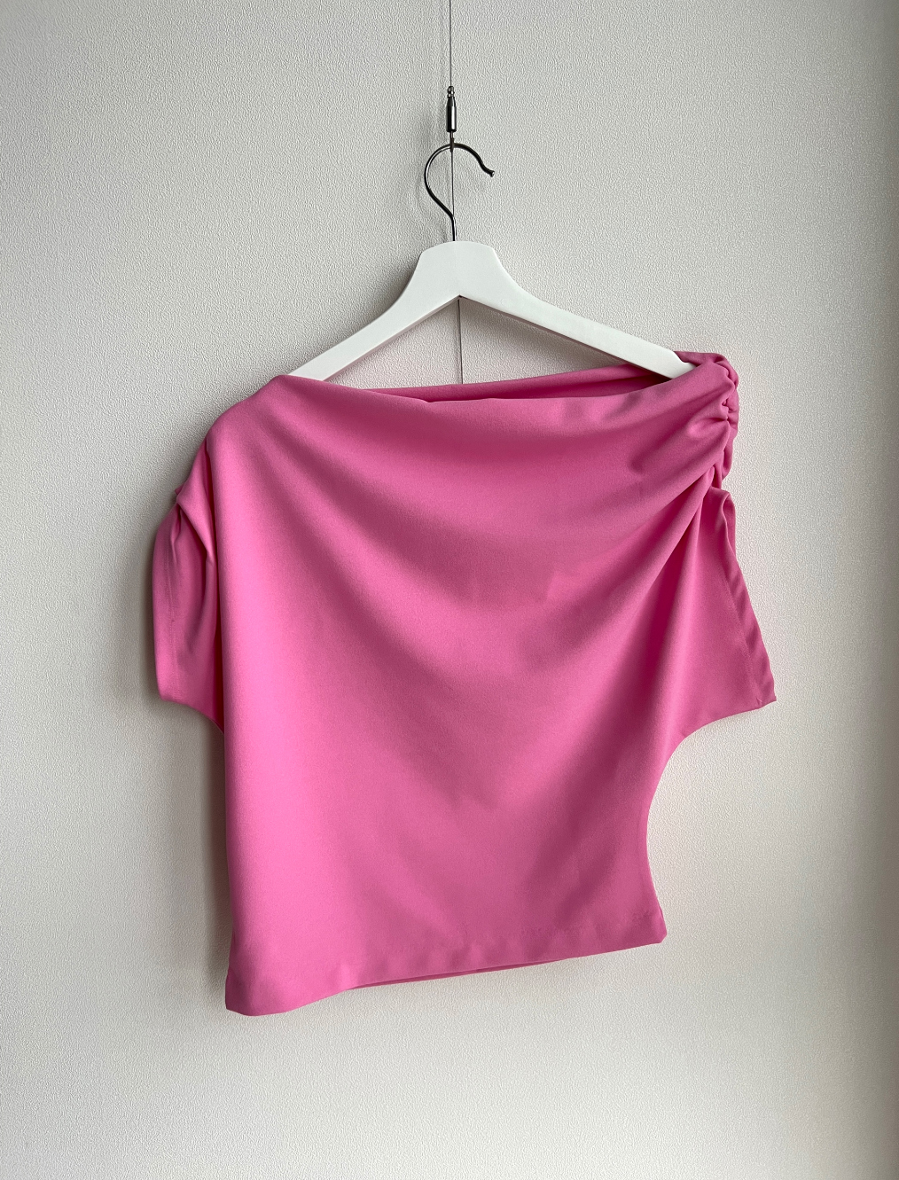 반팔 티셔츠 핑크 색상 이미지-S3L35